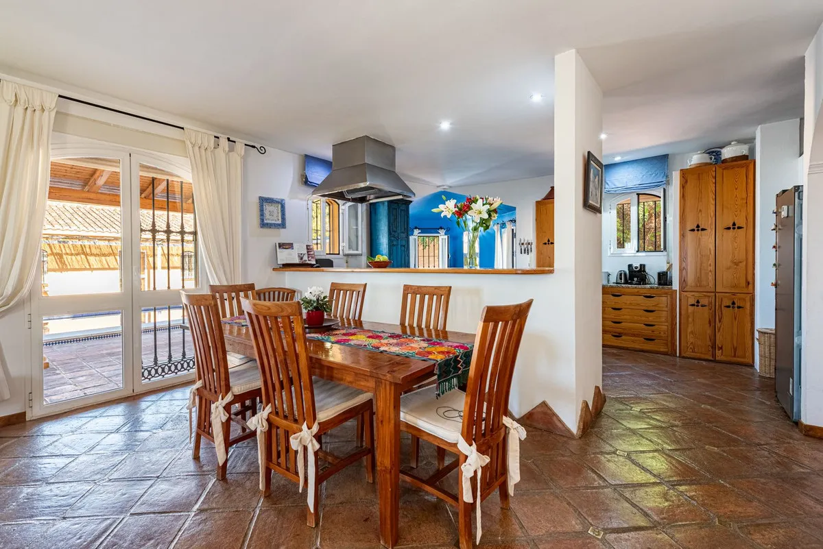 eb7bdc27-9ac7-446f-90d1-ba5d15e9293c