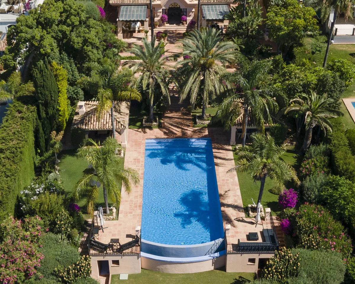 76f04a6b-e847-44fe-aba2-fa527329ca41