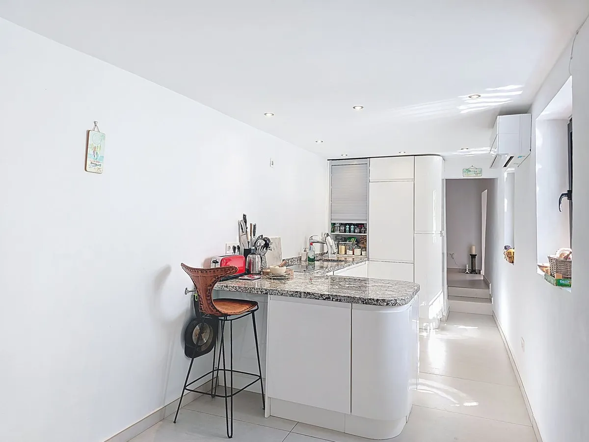 2d174235-09e2-465f-82db-cd872e5f5689