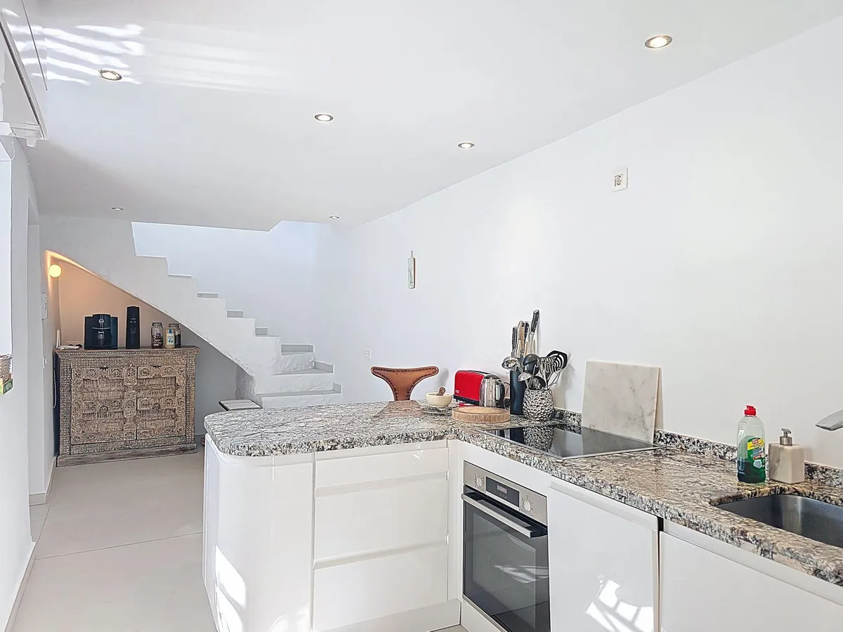 3abc8e33-3f82-4b19-a4c0-2423fc9bb861