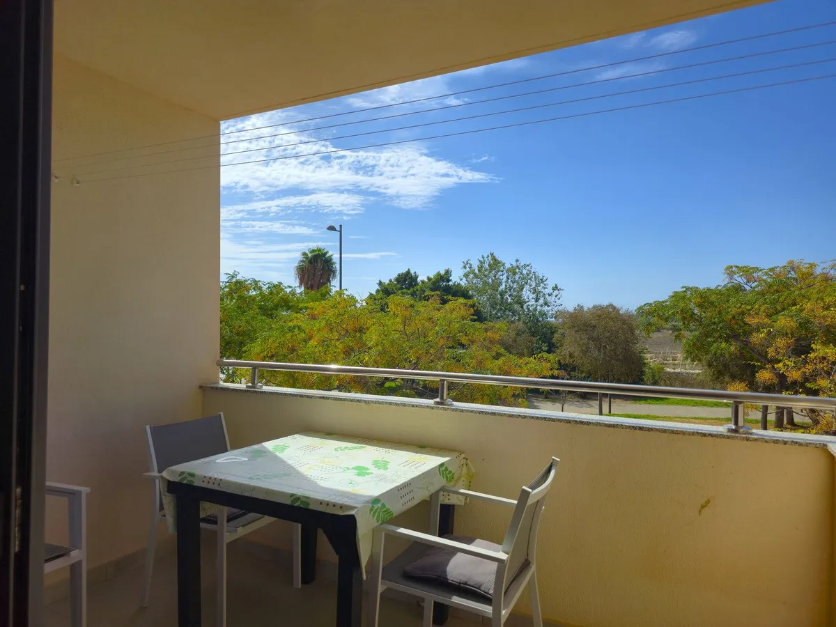 1bdfc718-a9e5-47fc-b0b7-1d8c15aa60a6