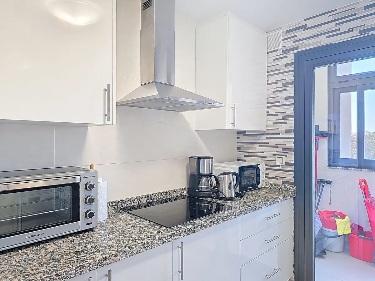 4f0416bc-f946-4652-9e95-253540eed246