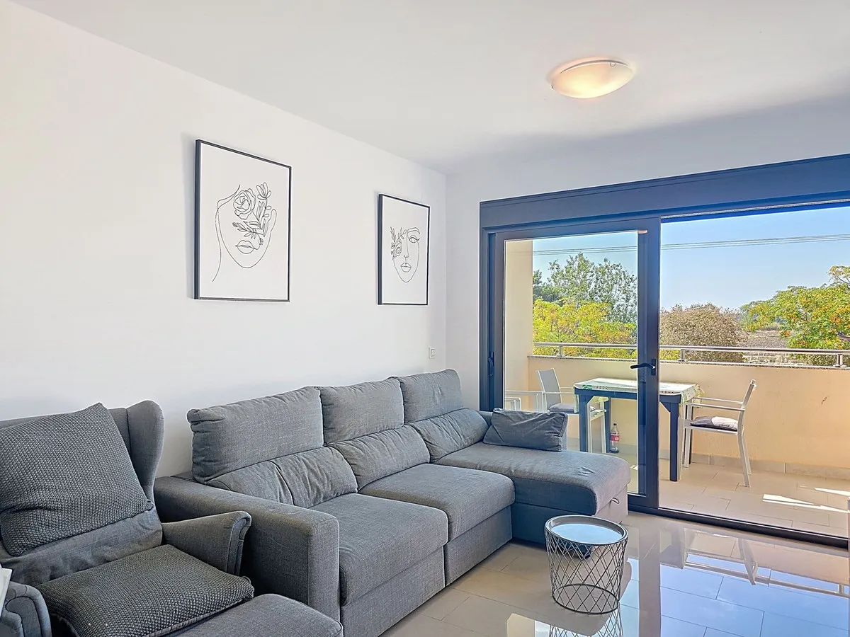 7236a749-4f7c-48fe-876f-c40ac5456010