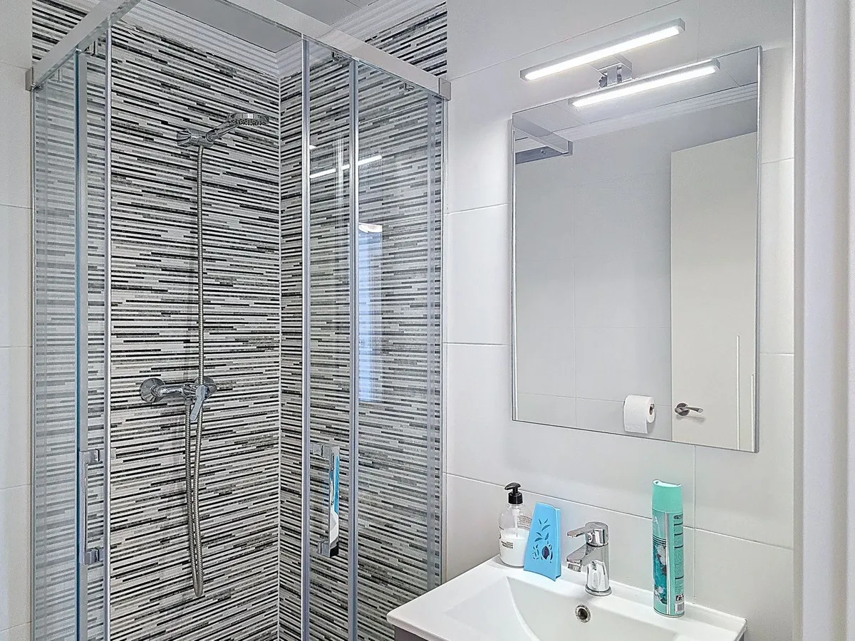 8686a9b4-f242-46e8-96e6-4dd02626cd03