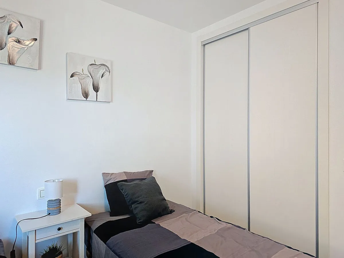 e7ba2922-bc1c-441b-999d-bc6a7b113efa