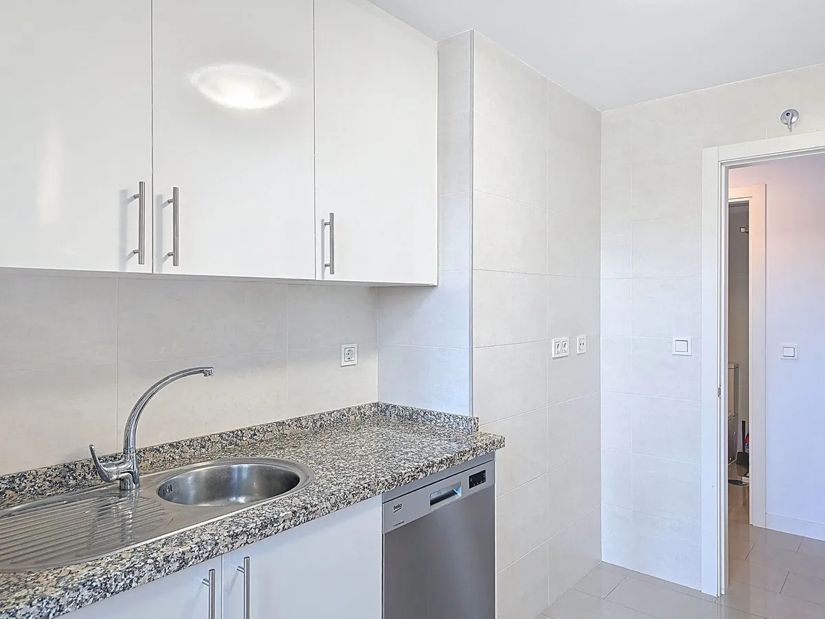 efcba348-82ea-4e17-a862-d6d026e1f3da