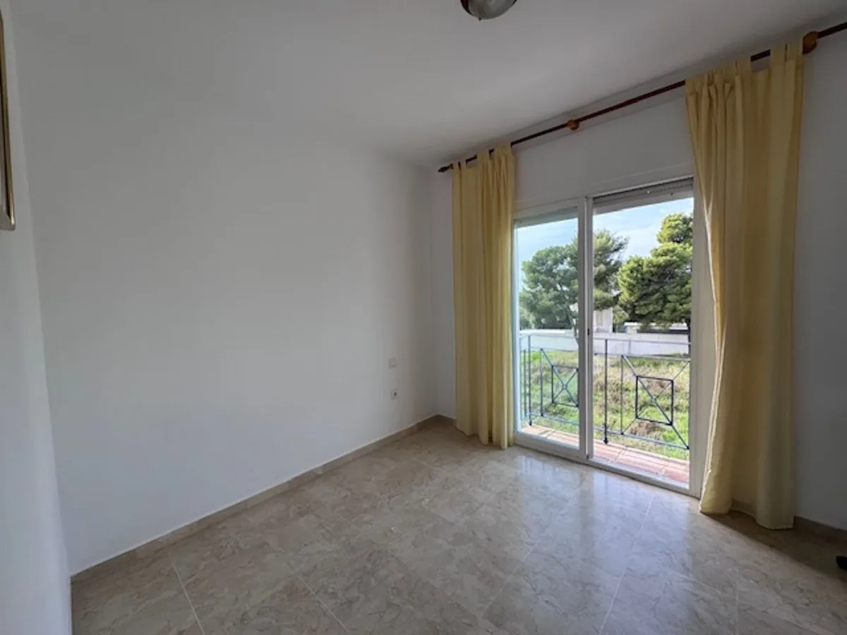 2076fb09-9fa9-4091-b7b0-4b491bdabf50