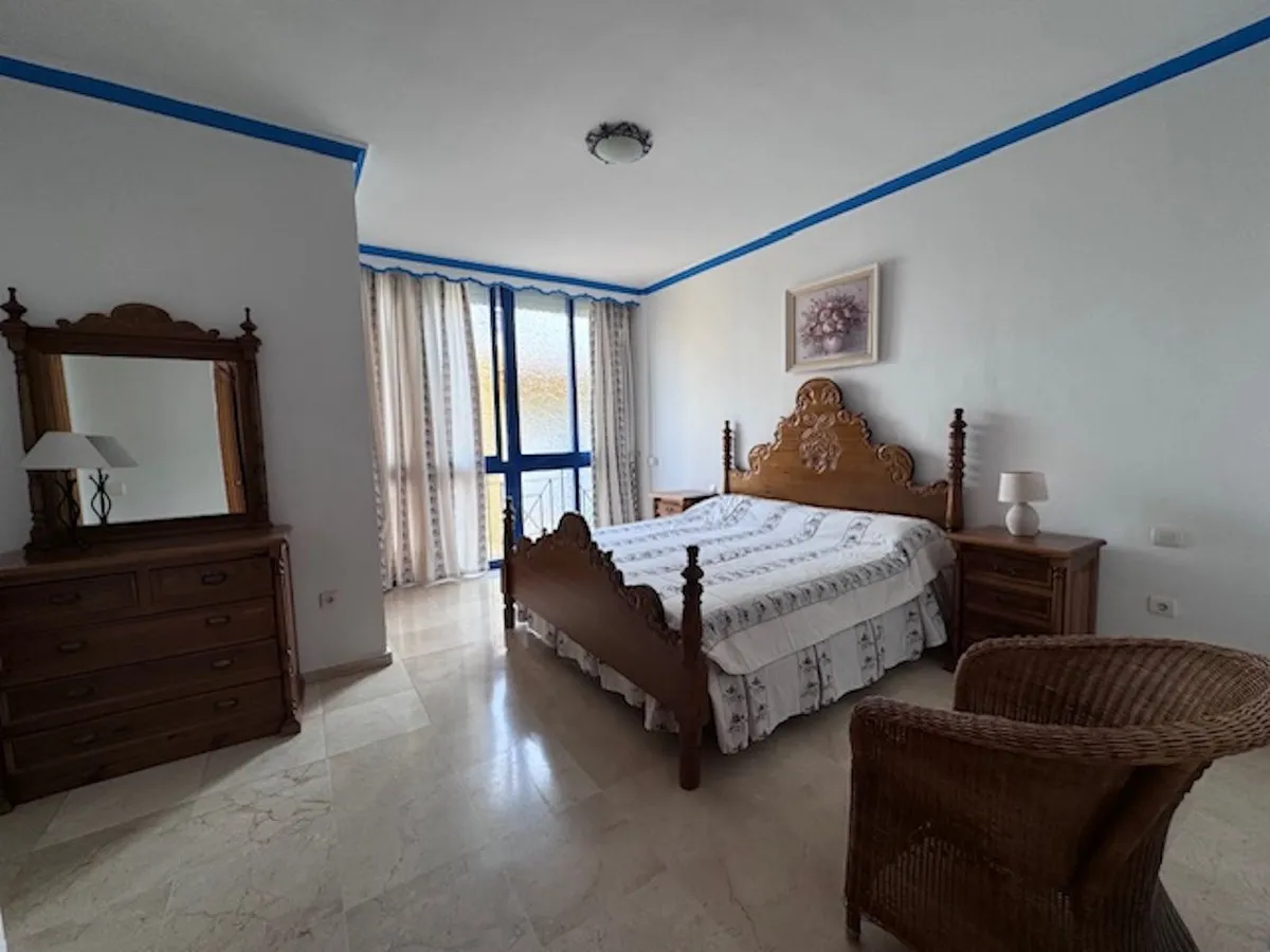 32b2c04f-7a69-4c0d-ba4d-e2bf39bcab31