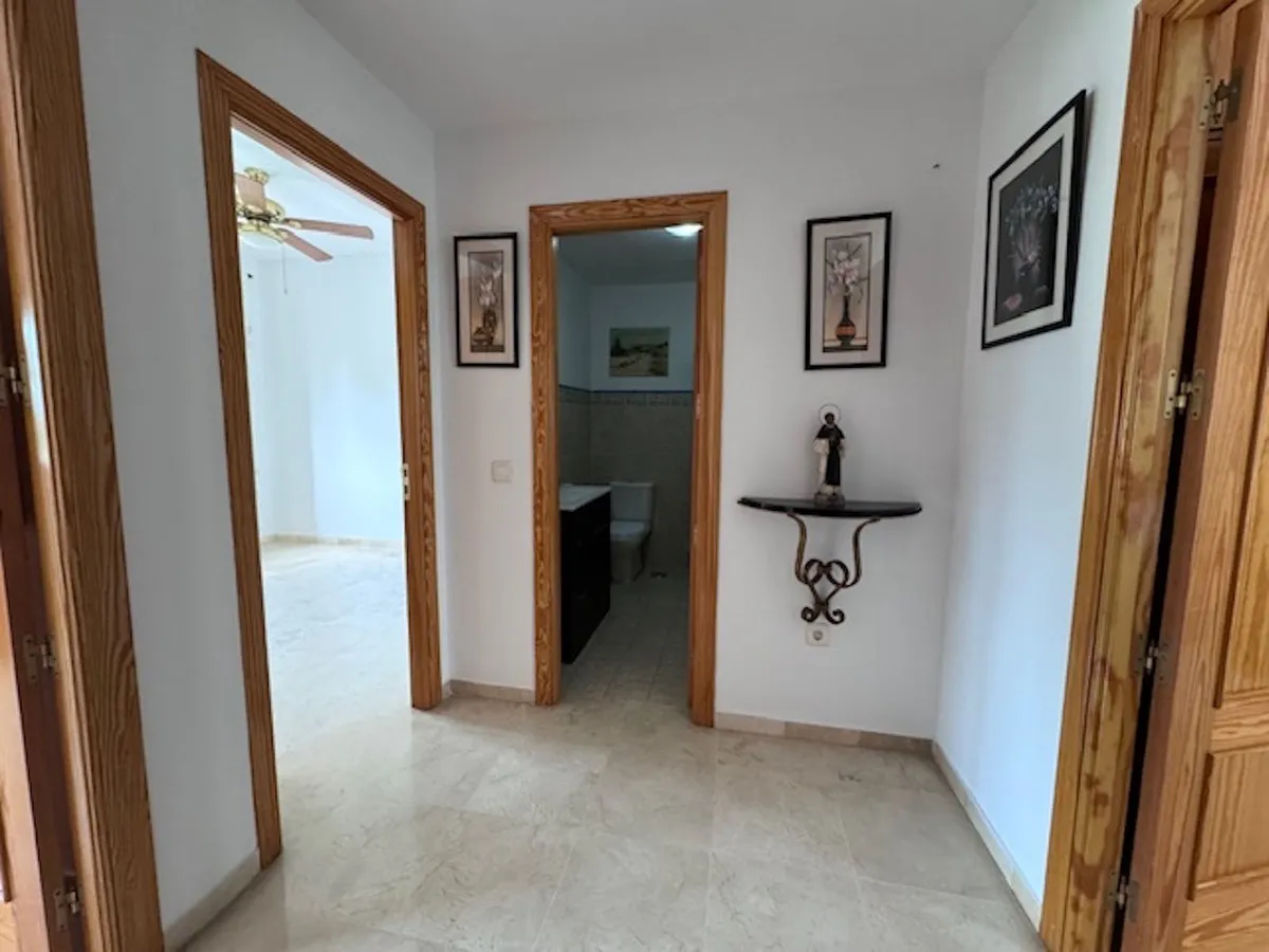 3fcf51cb-1a2c-4854-8307-bd9e395af80d