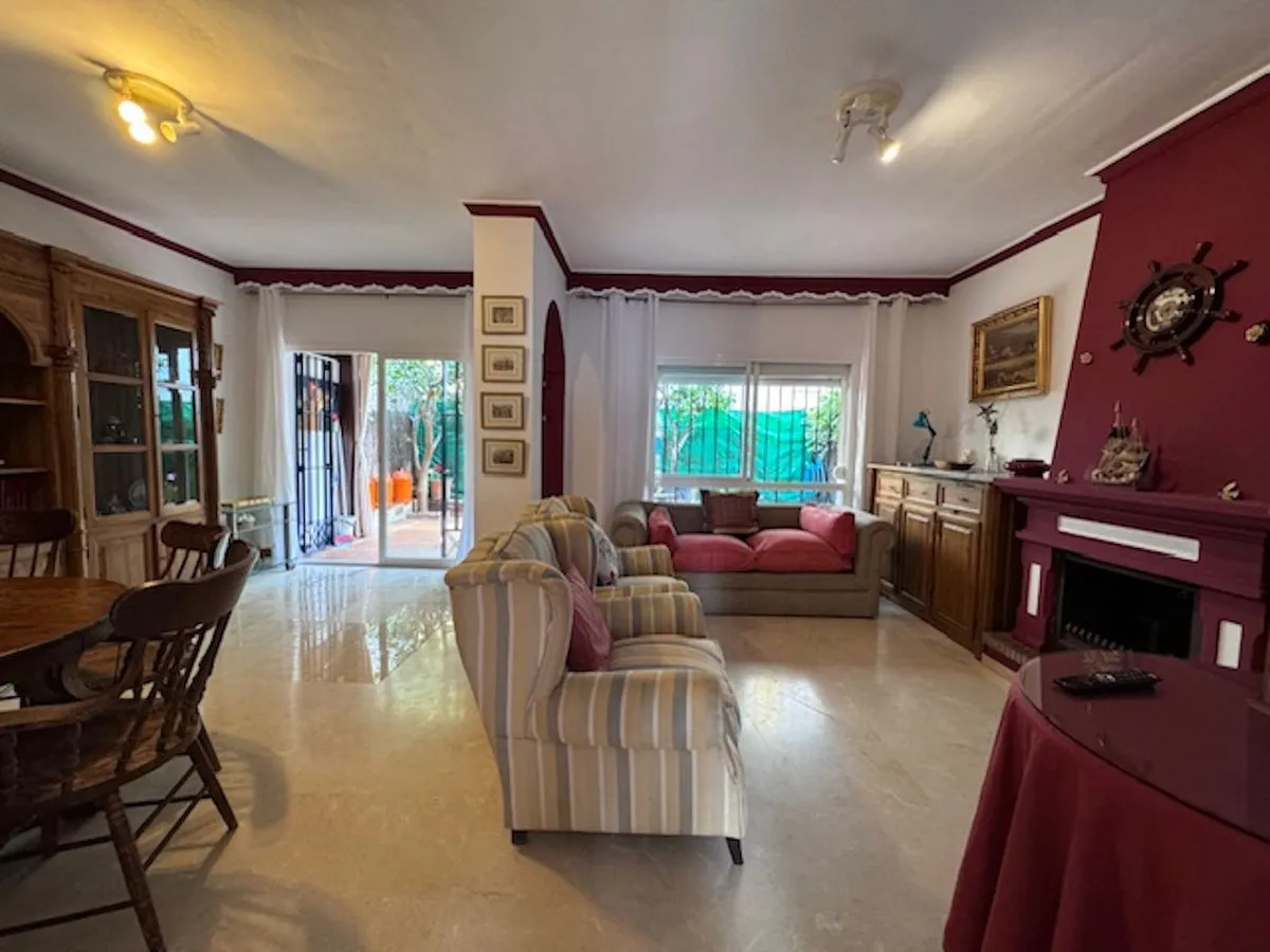 8b420d12-2daa-4aee-a802-abd50ab589fb