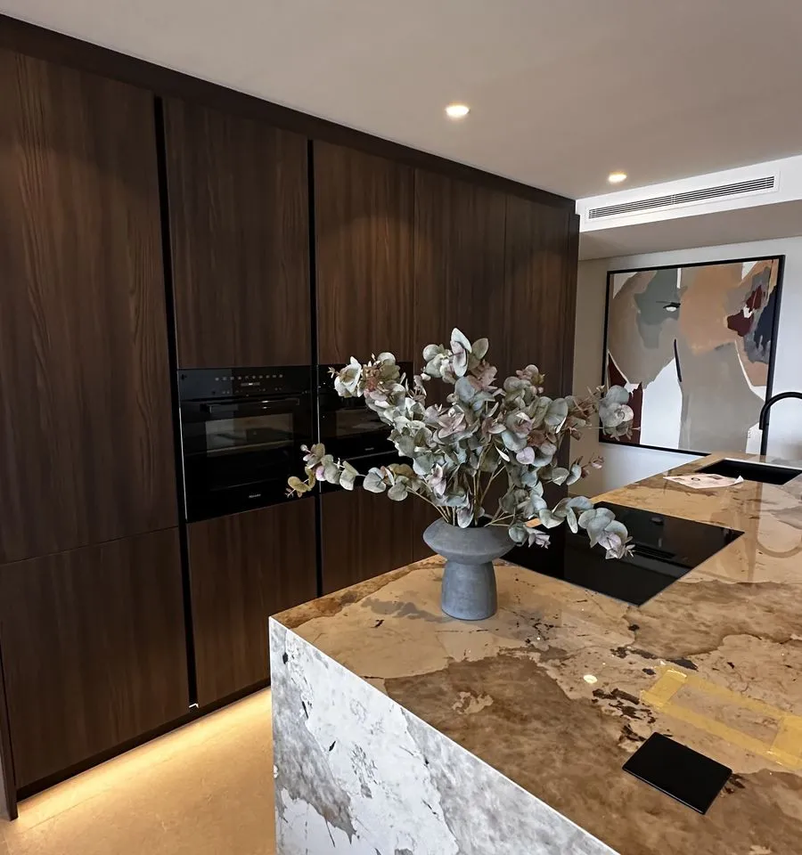 0b48ef97-615a-4c7c-8290-7683e67572b8