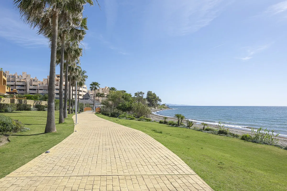 0c024d50-3a6f-449c-8026-21c043c2461f