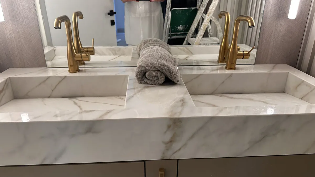 c1b6a992-4690-4c3d-be5c-d8cff662fa44