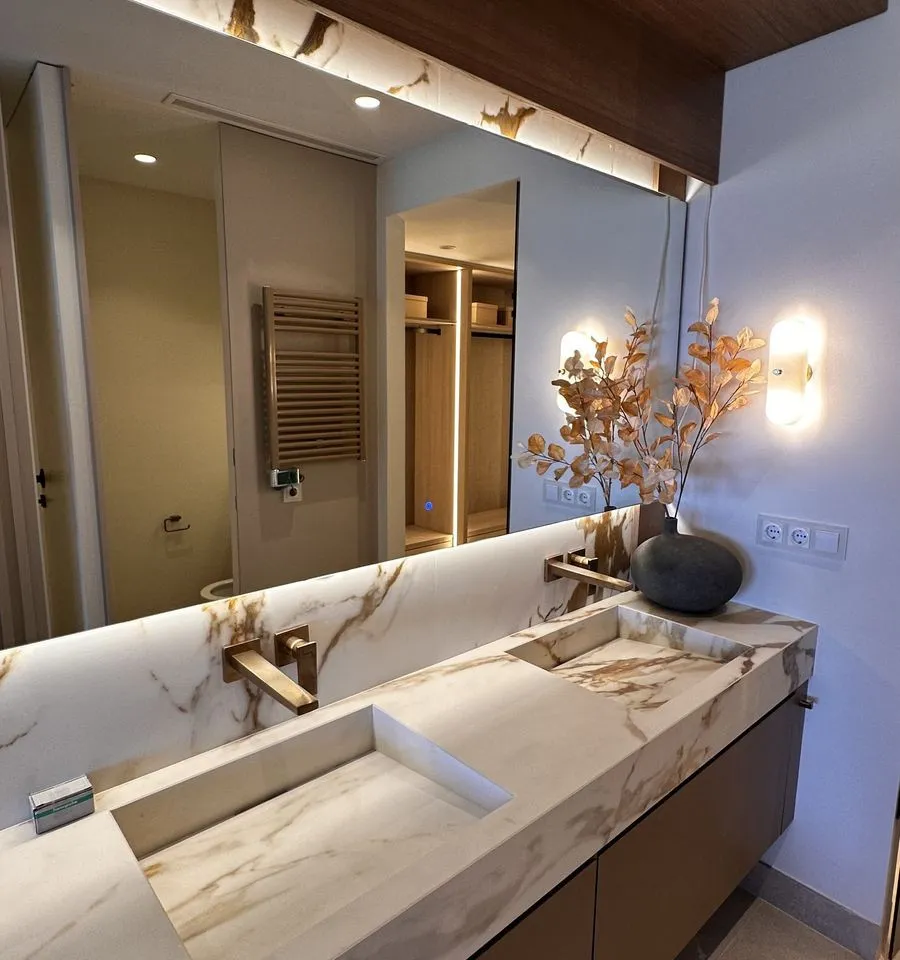 c9b58c63-f0d5-4ac8-a163-6cebb0ab06de