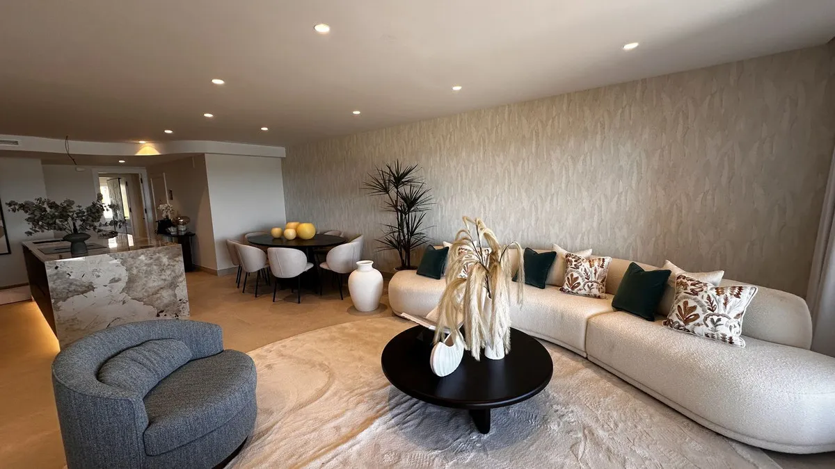 ebaccce0-3ecb-4b57-9b46-09bbde14b0cd