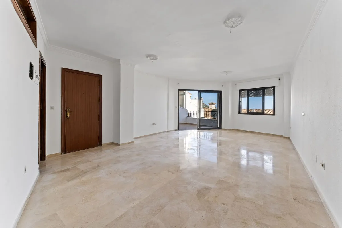 e9998504-964f-4ef8-bbe4-b64117efd34b