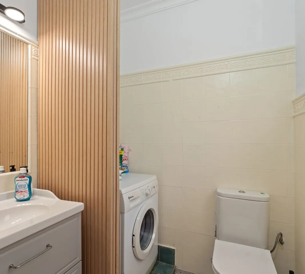 b4472ad7-bb56-4200-a41f-e90fc8378ff7