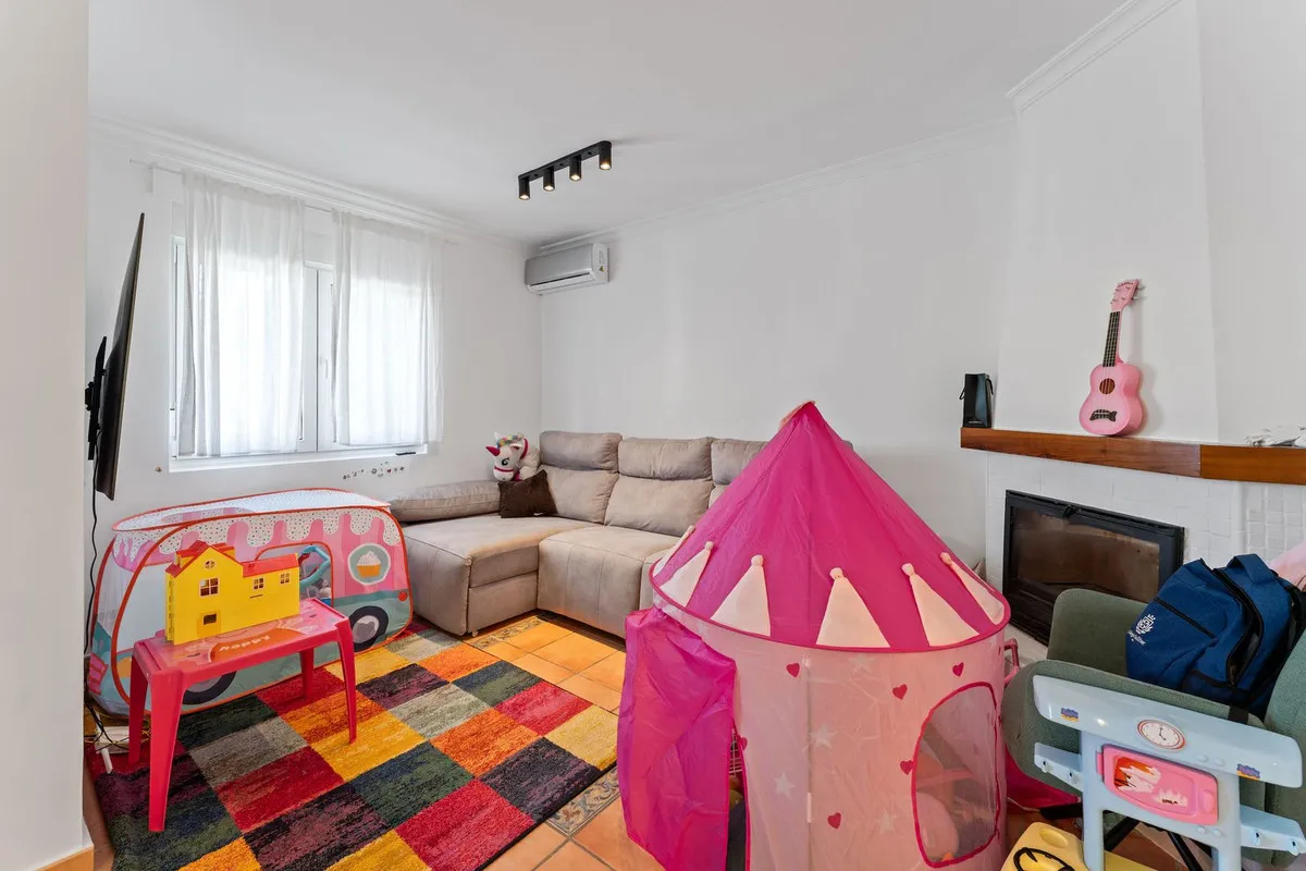 cc6467c5-84cd-47c1-91df-00df8fcfc177