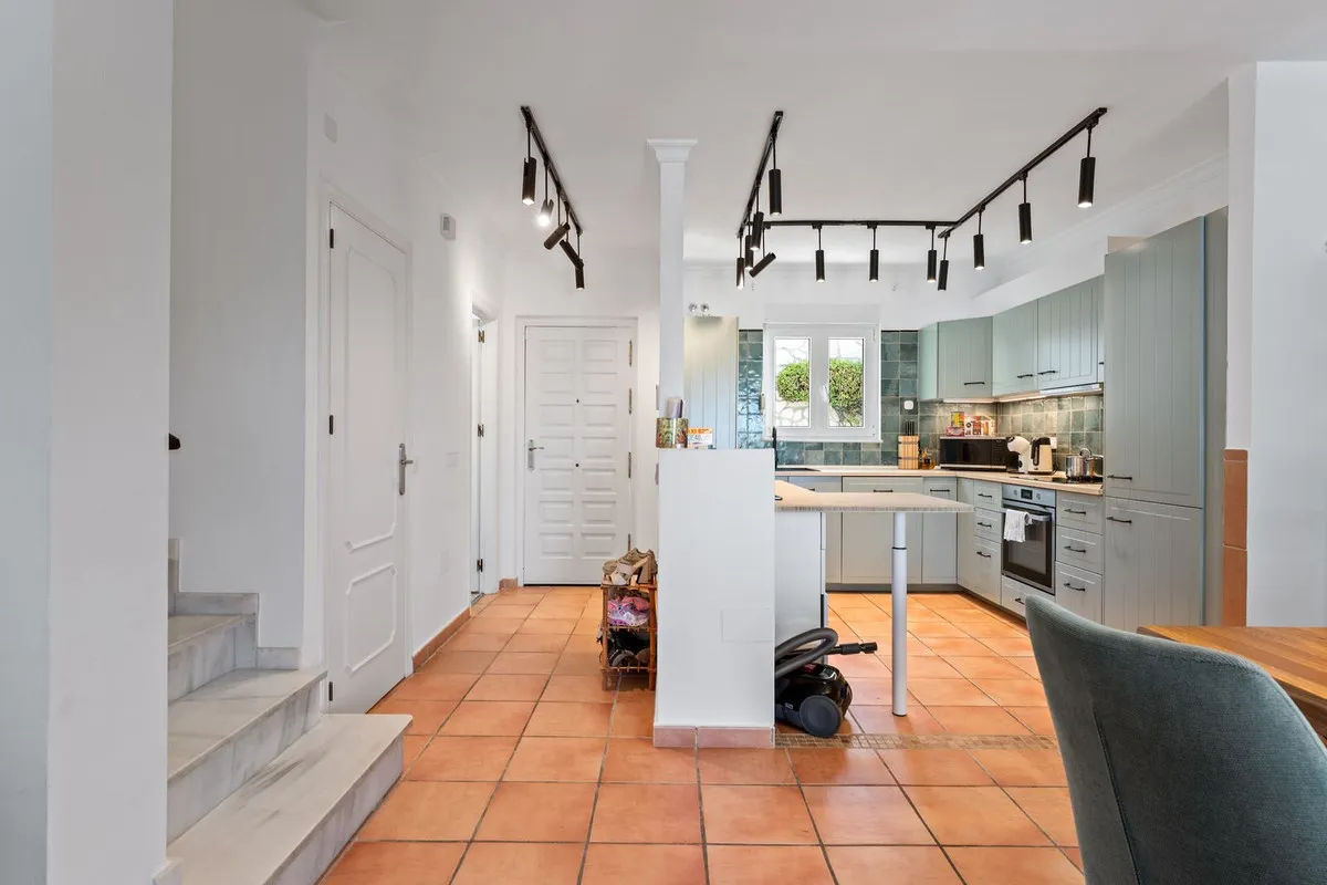 e858fc77-5adb-4ae5-b0af-d0243a339194