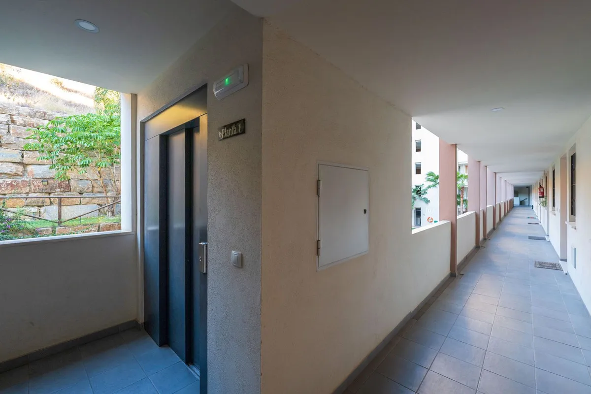 742fe4dc-7e5e-4eb9-8527-064428d13b98