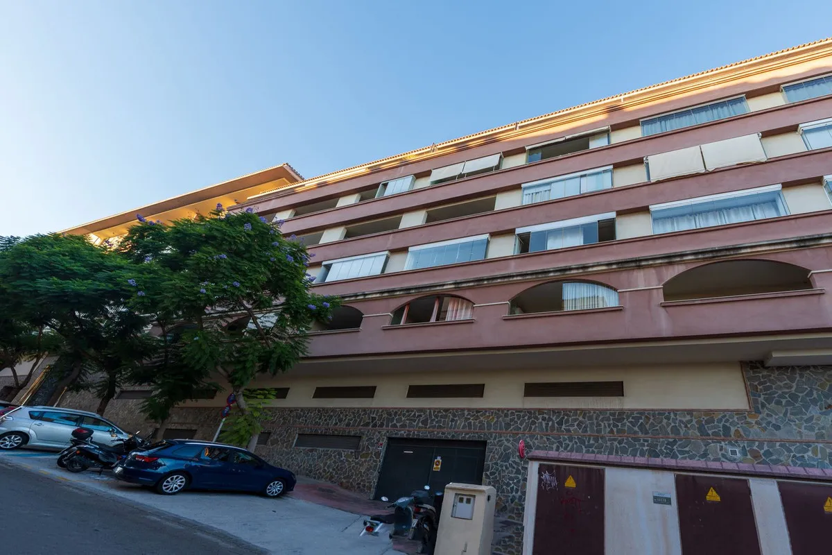 ea41b298-cde4-465f-8cf7-af502fdf0044