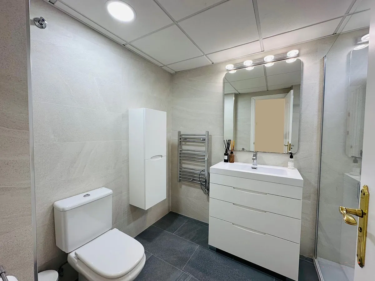 ebe68c6c-a2aa-4617-8de1-738356f175d2