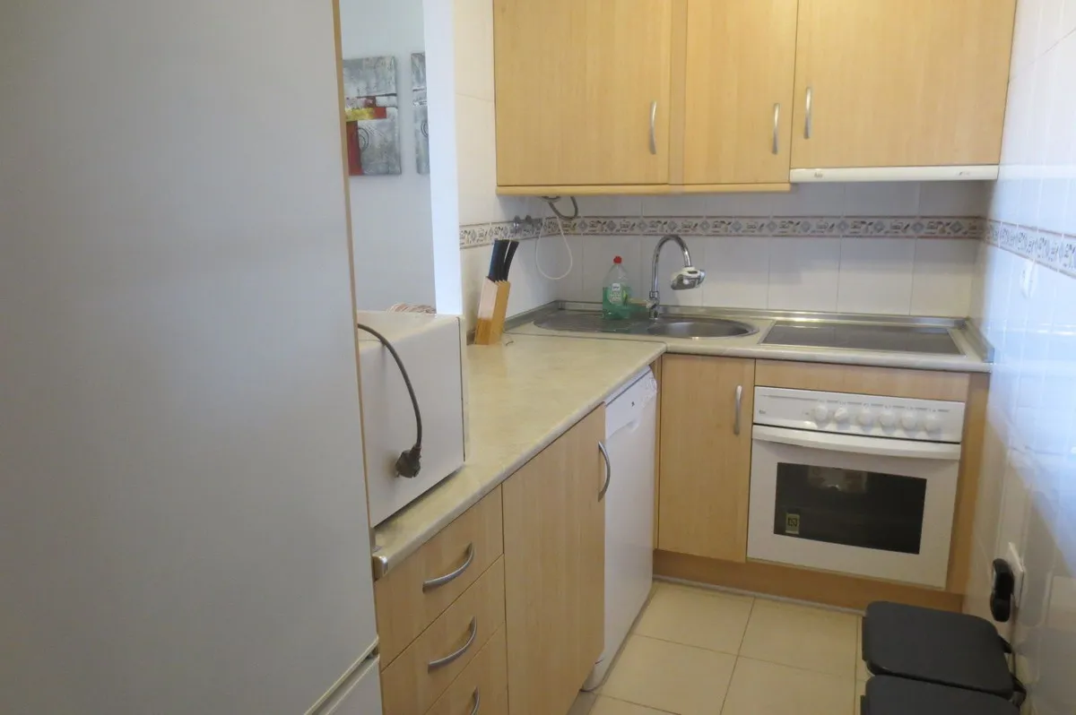 227f8fd0-0a9c-474e-9998-adb123e78bb3