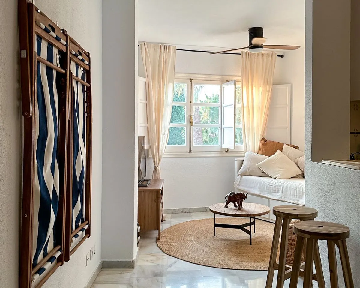 5f394762-d722-44e1-a95c-d40a5ca434e0