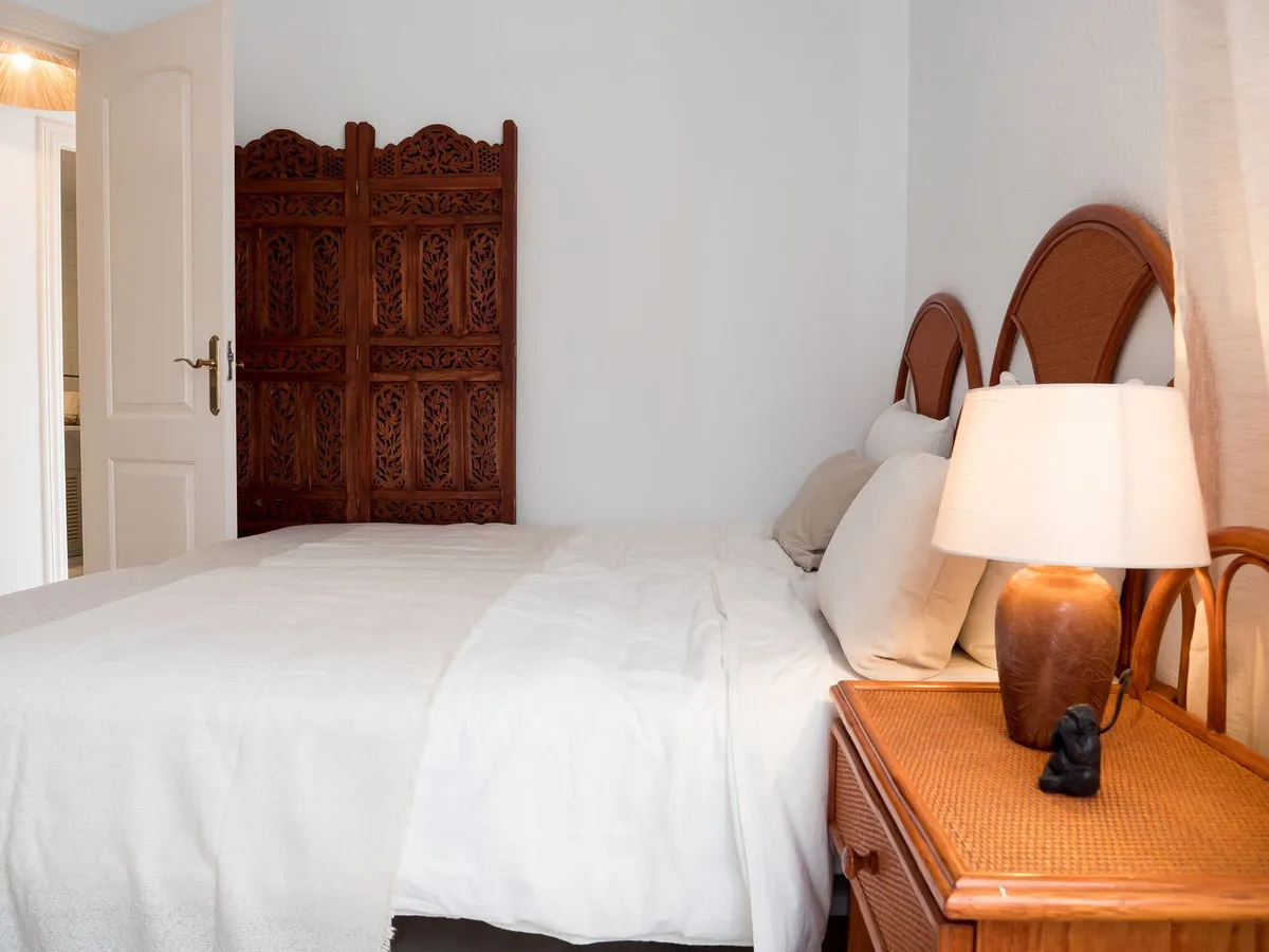 93bc1e11-6364-4d27-b6e1-4b63a47043d0