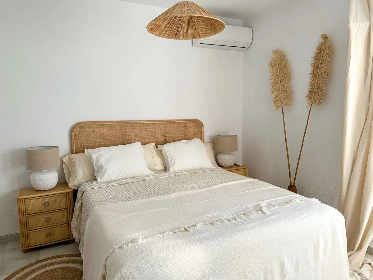 b2b1d505-3354-4b75-a130-a2e81fa317c3