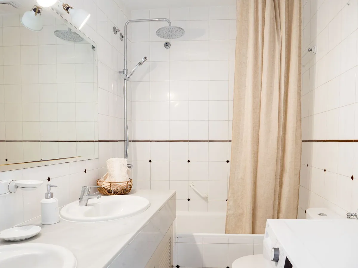 d278d69b-4da0-47ed-bbd1-05a30068cd76