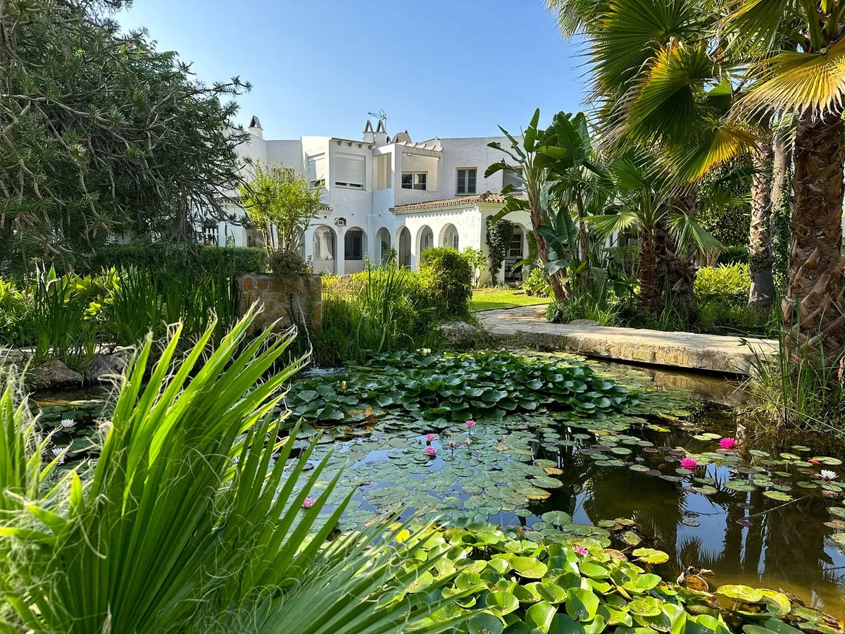 de7e2d2b-73f4-48d6-999f-2d93f3a79039