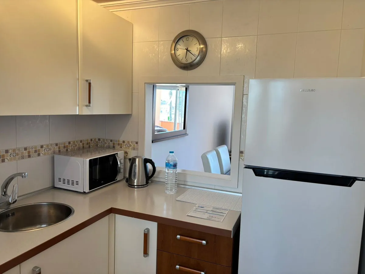 4916e49b-72b1-479e-afc0-1635c56a7436