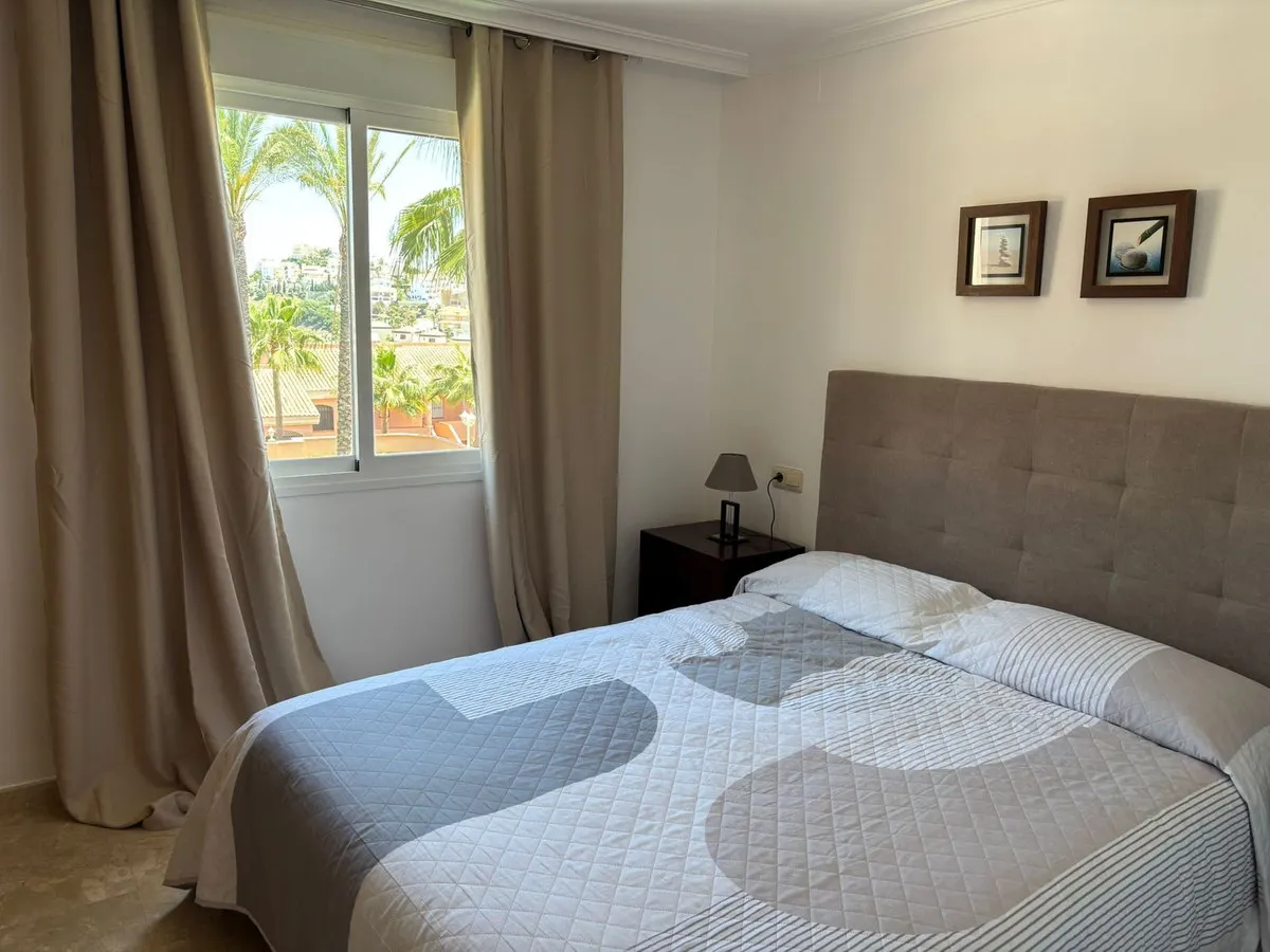 cf4825dc-042d-4256-bfeb-242ef331eb87