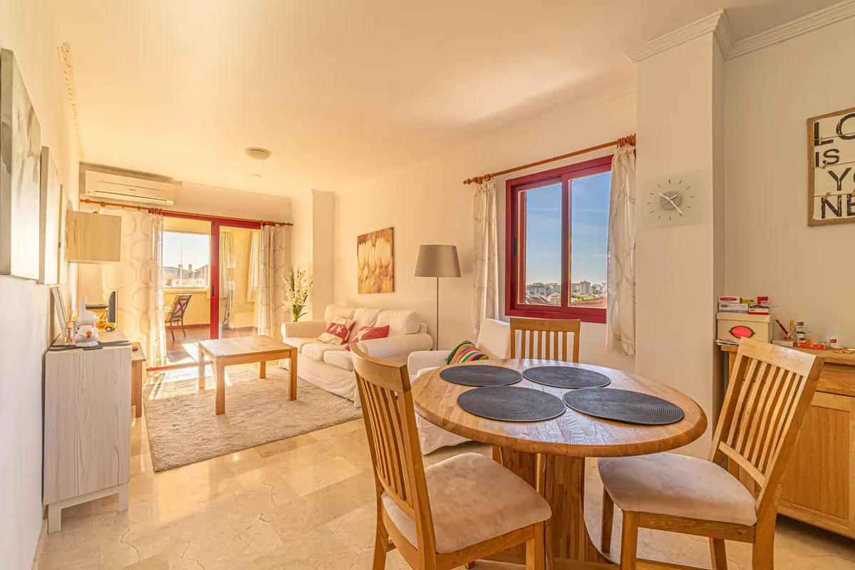 45c171c8-d8da-40cf-b285-c089c69fa41c