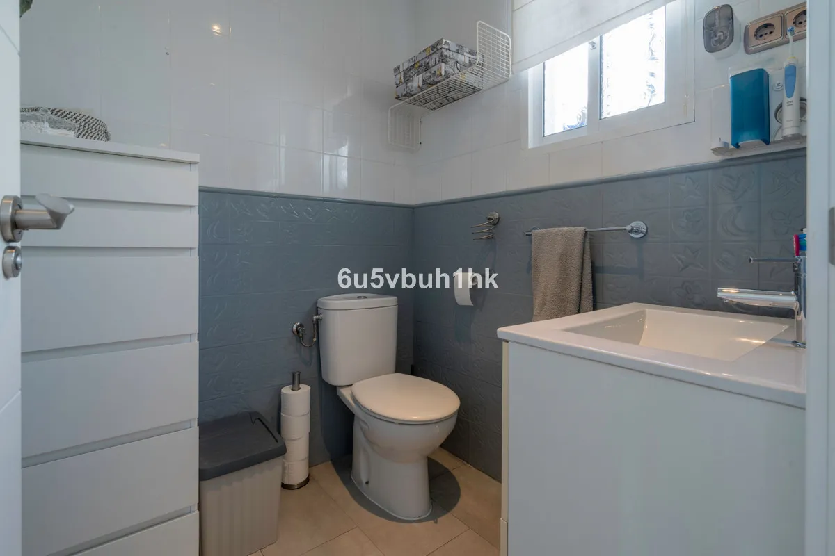 efaeb13c-1ad9-46f2-adb5-3320d20df3ad