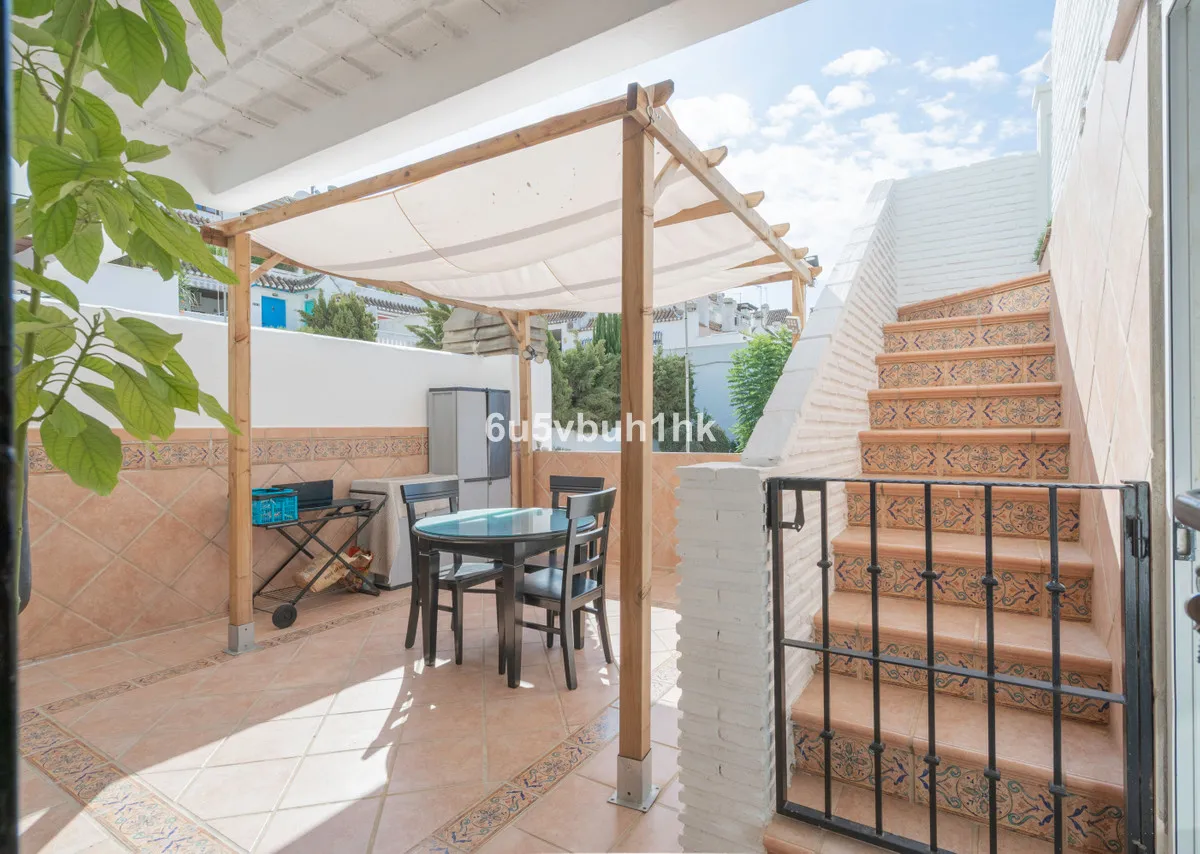 f4b715ad-9c7a-4993-8743-f549b4e9ce9f