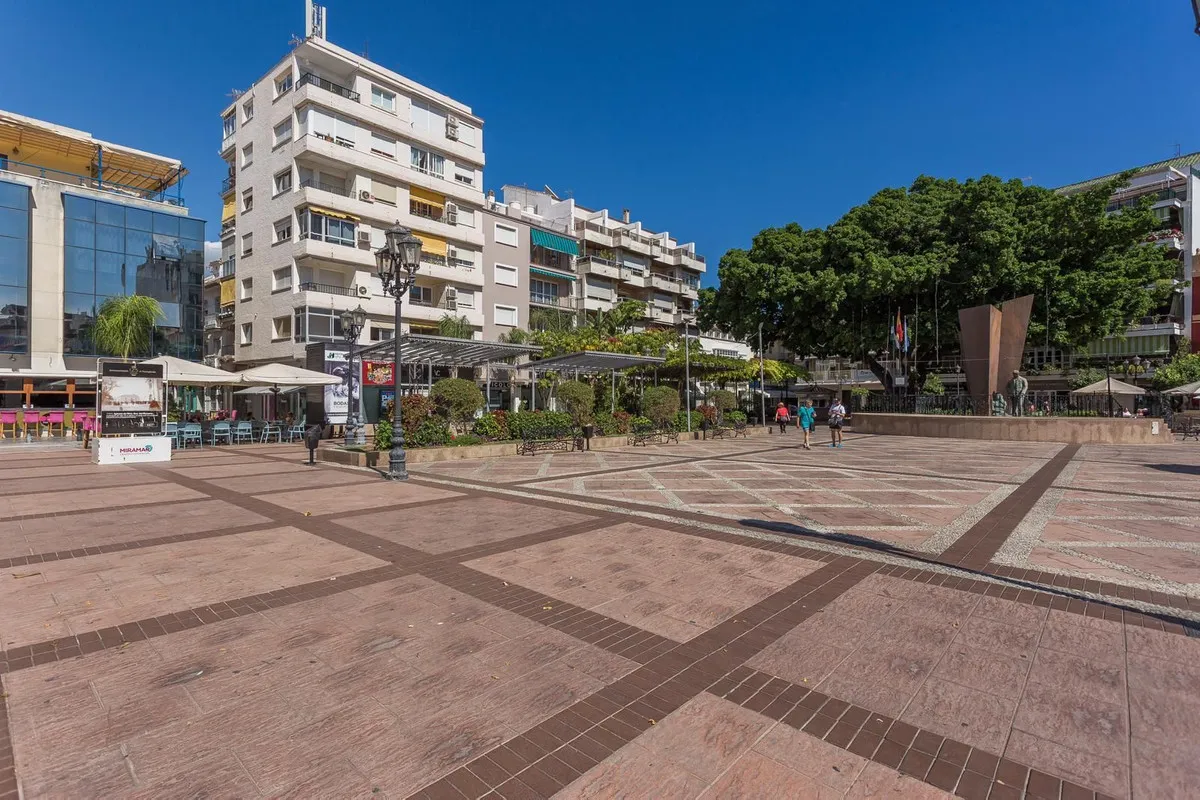 b98aea61-ff46-4a91-9724-f219815a97c7