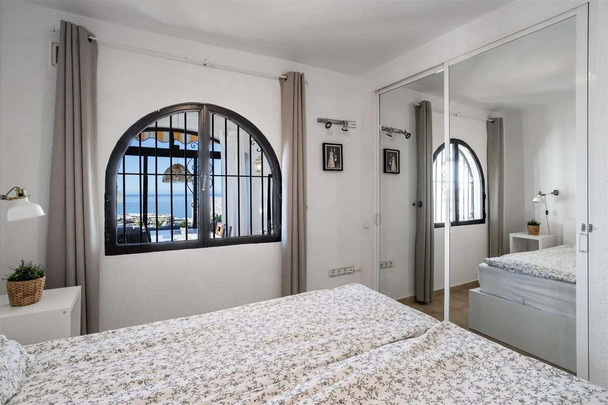 16c50114-ddc9-4a2b-b798-0231e237c16e