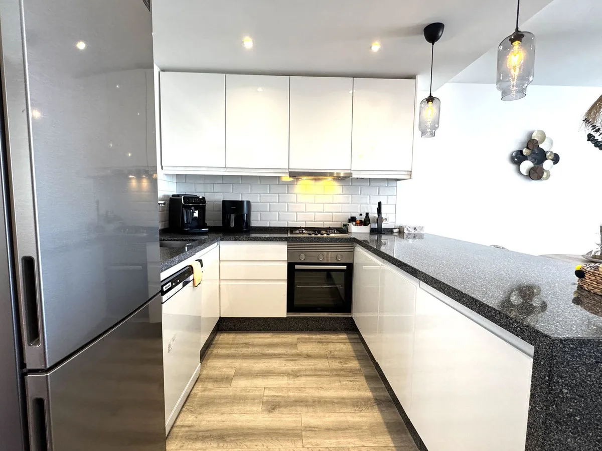 372a132d-dbb6-482d-8e92-a11065f3dcba