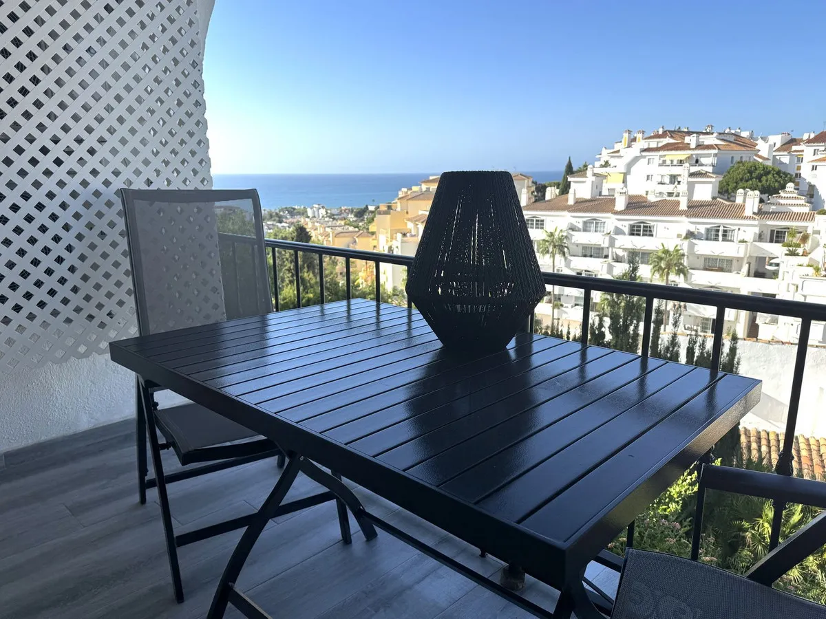 5b8ec77c-ba8a-4147-bd1e-27b587378bfe