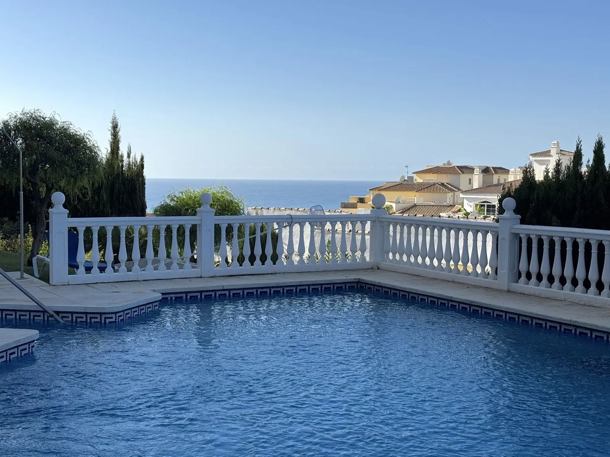 ba0cb9e5-e6e6-45e0-b311-9b304f134667