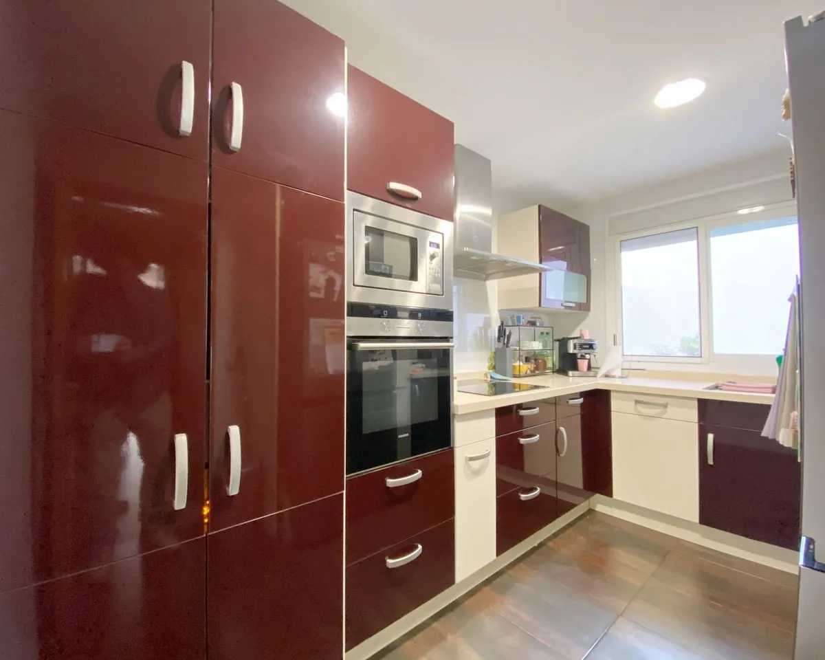 54afe7a2-5d9f-4692-9c07-2122e768a318