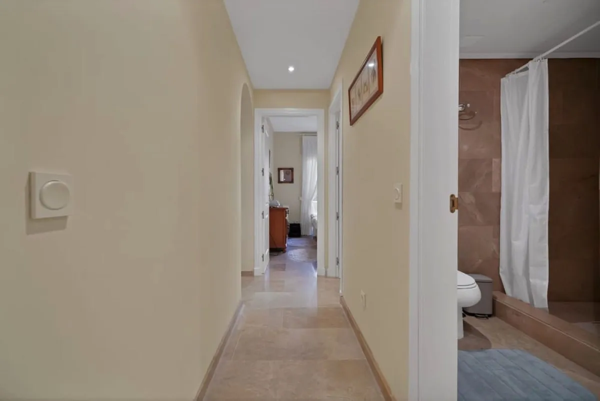 a230dc80-57e4-4103-b0bf-4dbaa2c3a312