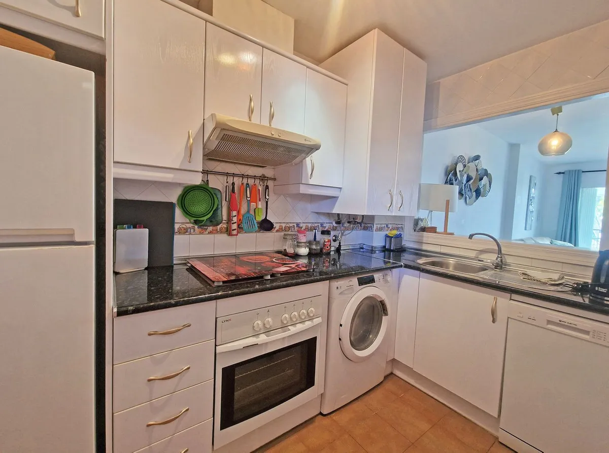 38f066ab-2f96-4a51-8537-14e1b6c5624c