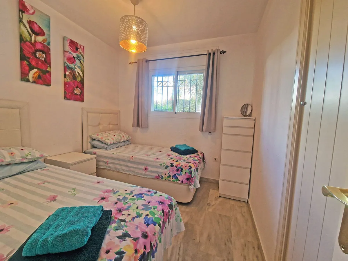 b215c9dc-7fdc-4301-b492-2033e84d158d