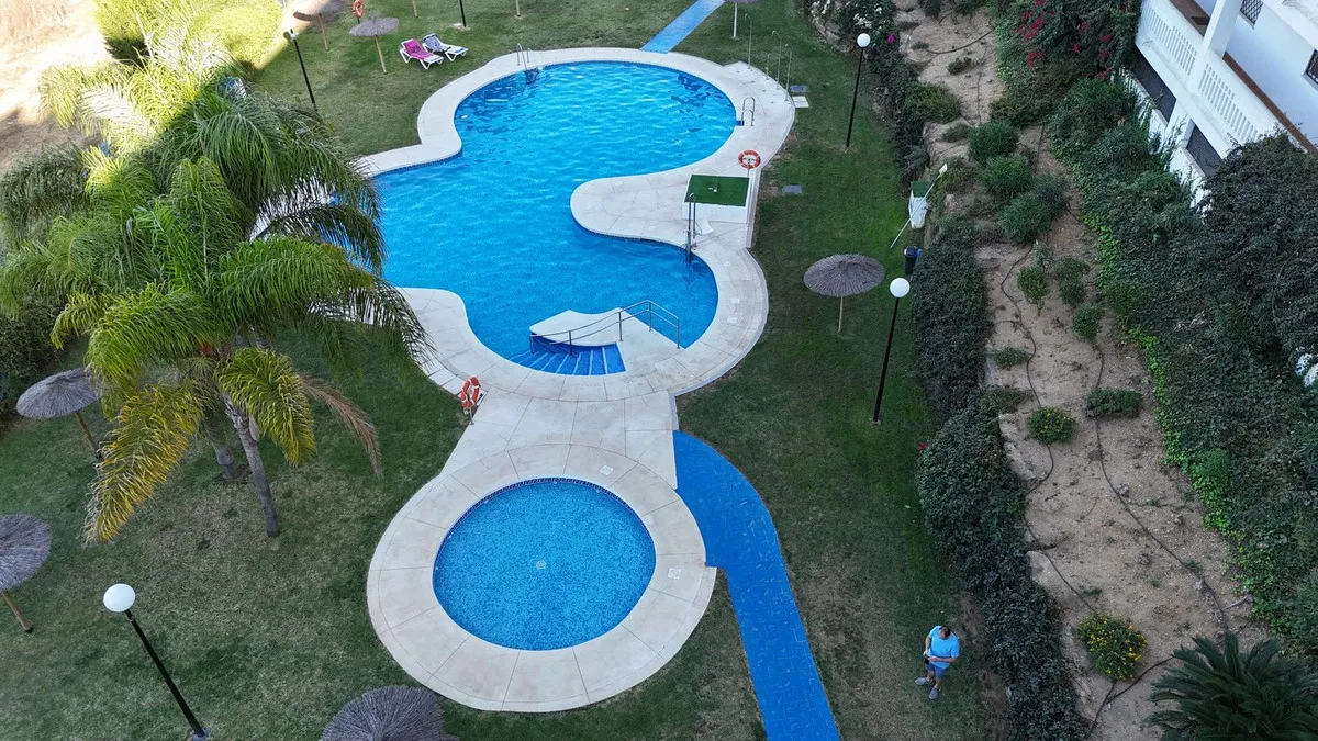 1abac16f-415b-4493-8a69-f19096ab6380