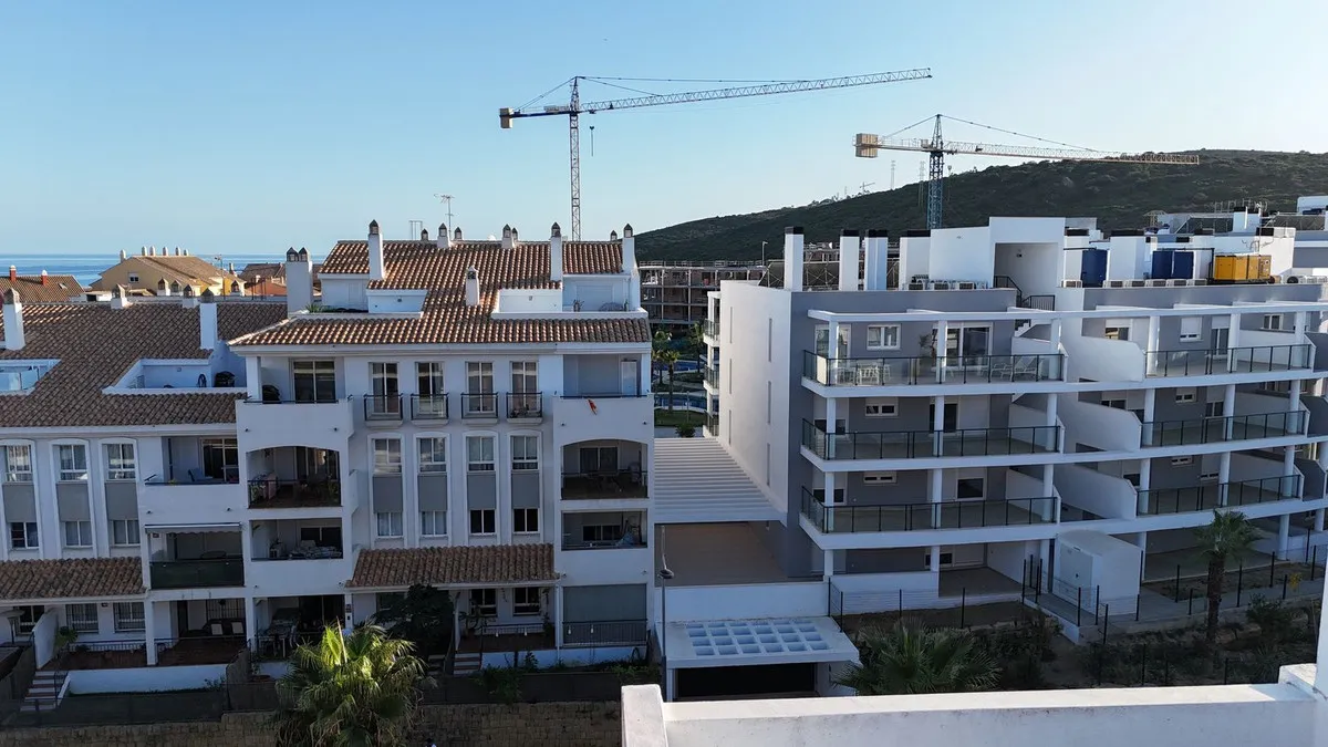 81f1e7ab-2ef0-4898-ad9c-ab296f855680