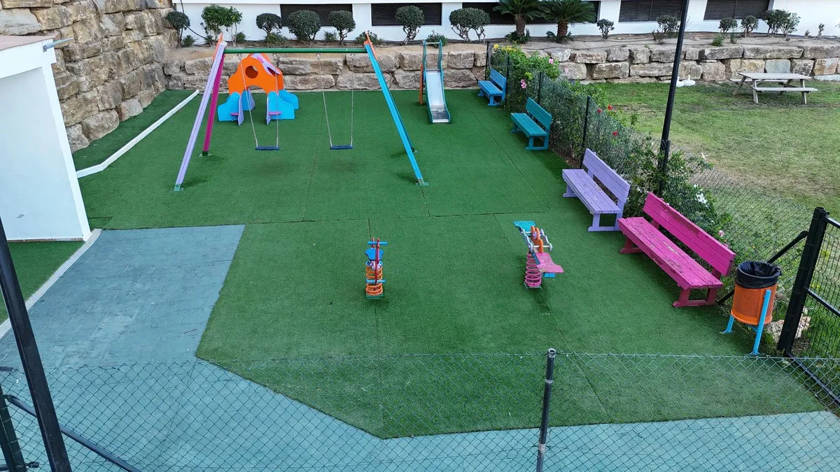 a0dd7cb1-93fd-40f5-834d-b6a8ccac21a7