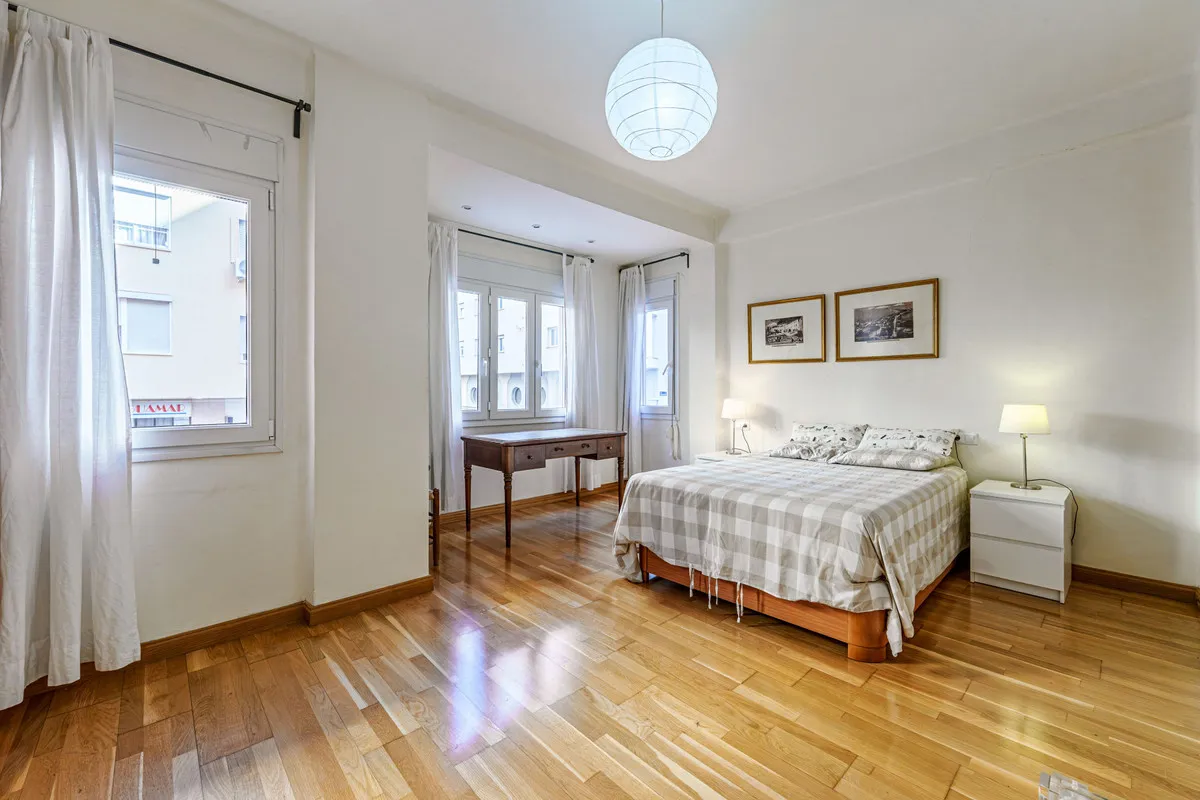 31bc1046-62e5-41cc-b2e4-6d677ff85eb8